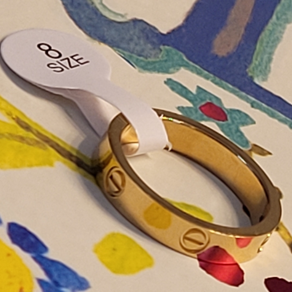 Love Ring w/ Screw Design Gold-tone Unisex Style Size 8 - Picture 2 of 12